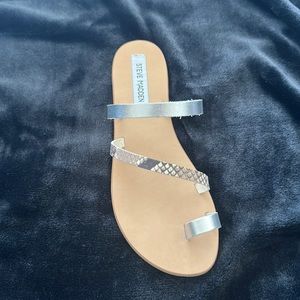STEVE MADDEN SANDAL